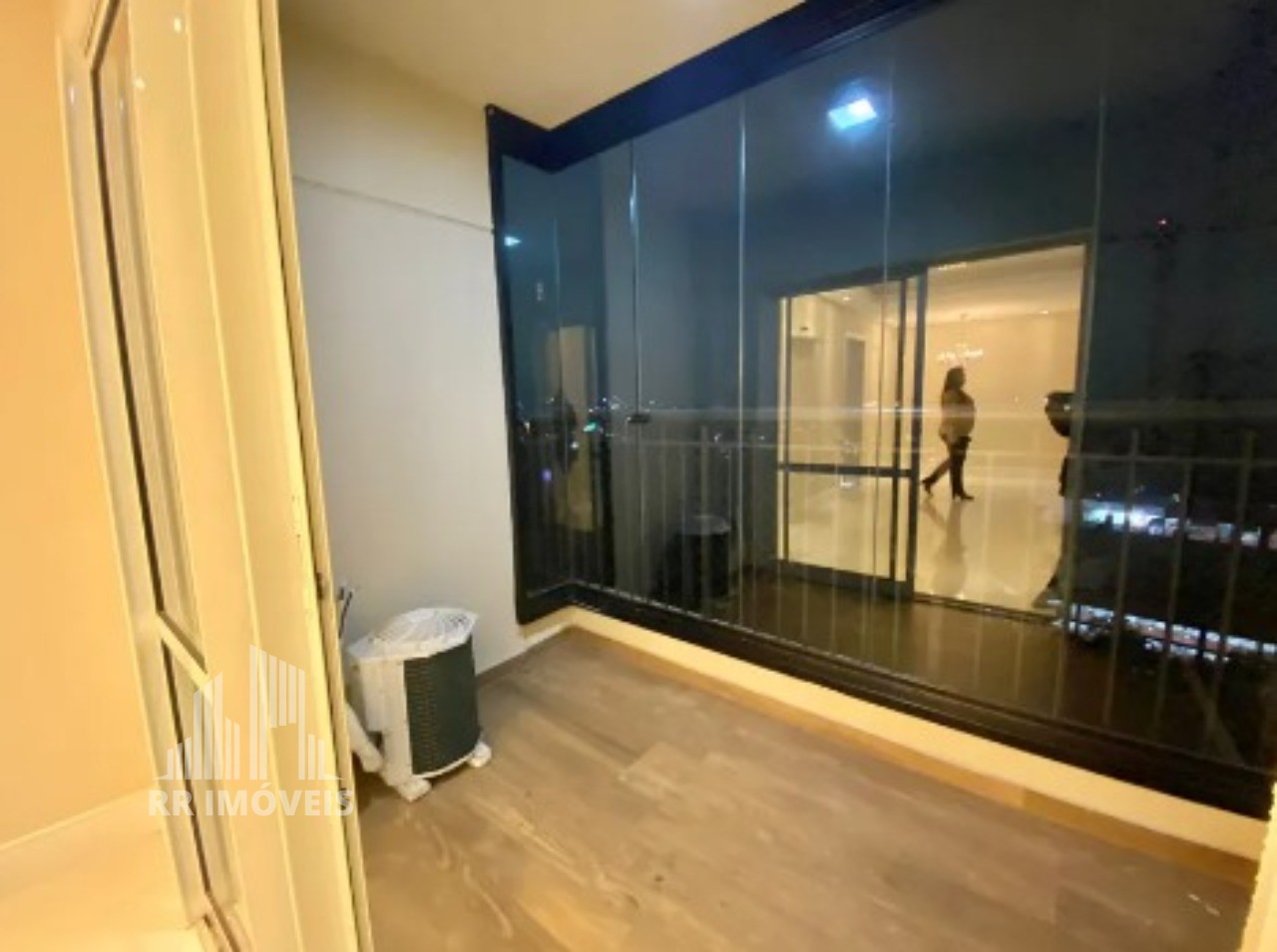 Apartamento à venda com 2 quartos, 68m² - Foto 6