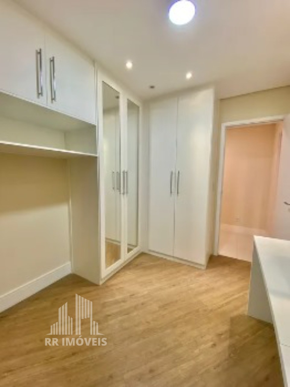 Apartamento à venda com 2 quartos, 68m² - Foto 14