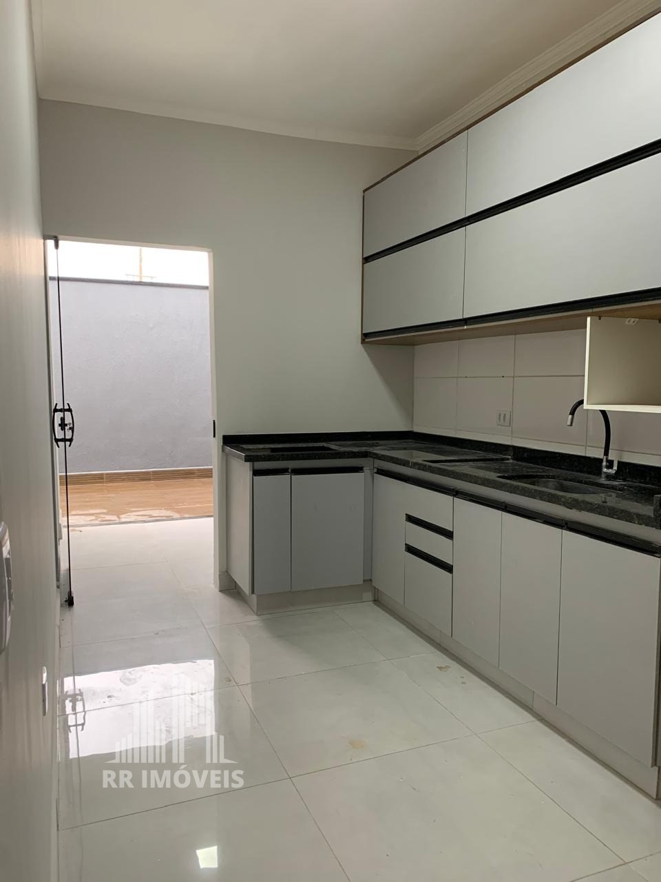 Casa à venda com 3 quartos, 136m² - Foto 8