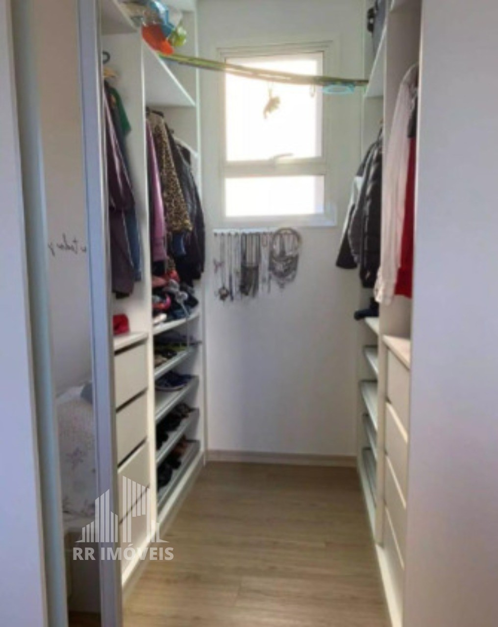 Apartamento à venda com 2 quartos, 136m² - Foto 10