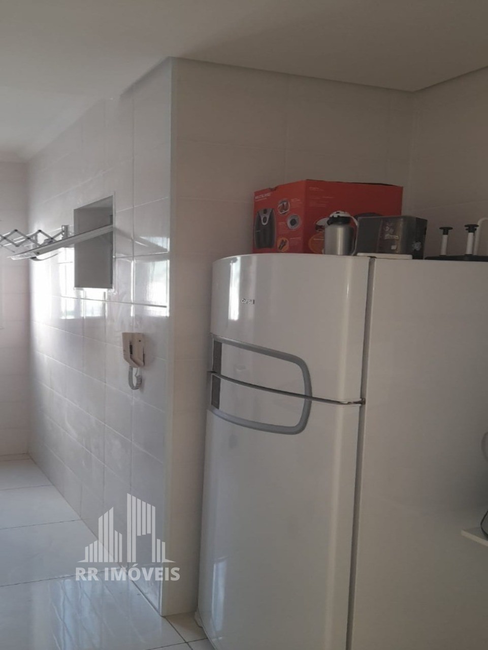 Apartamento à venda com 2 quartos, 58m² - Foto 3