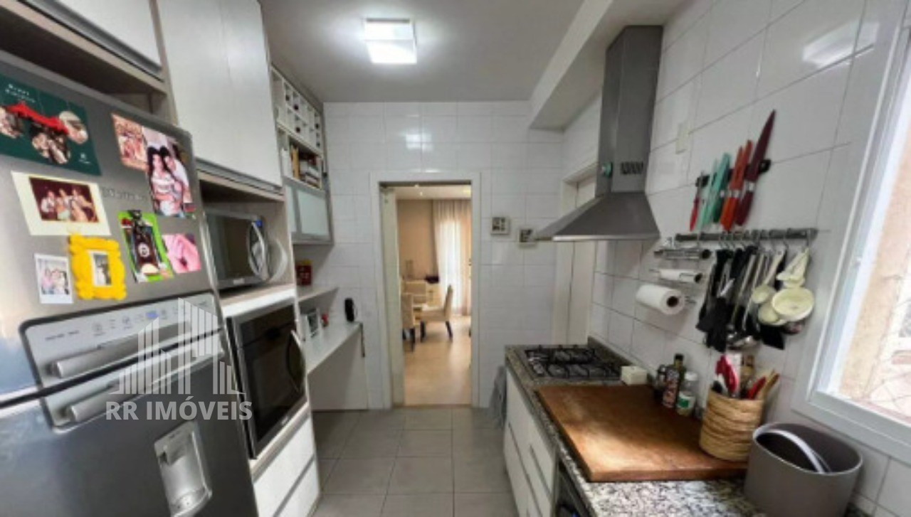 Apartamento à venda com 3 quartos, 158m² - Foto 9