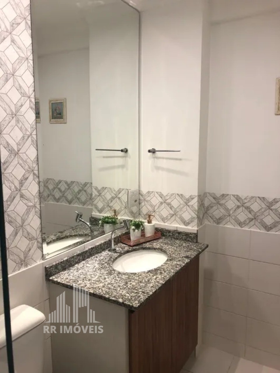 Apartamento à venda com 3 quartos, 85m² - Foto 17