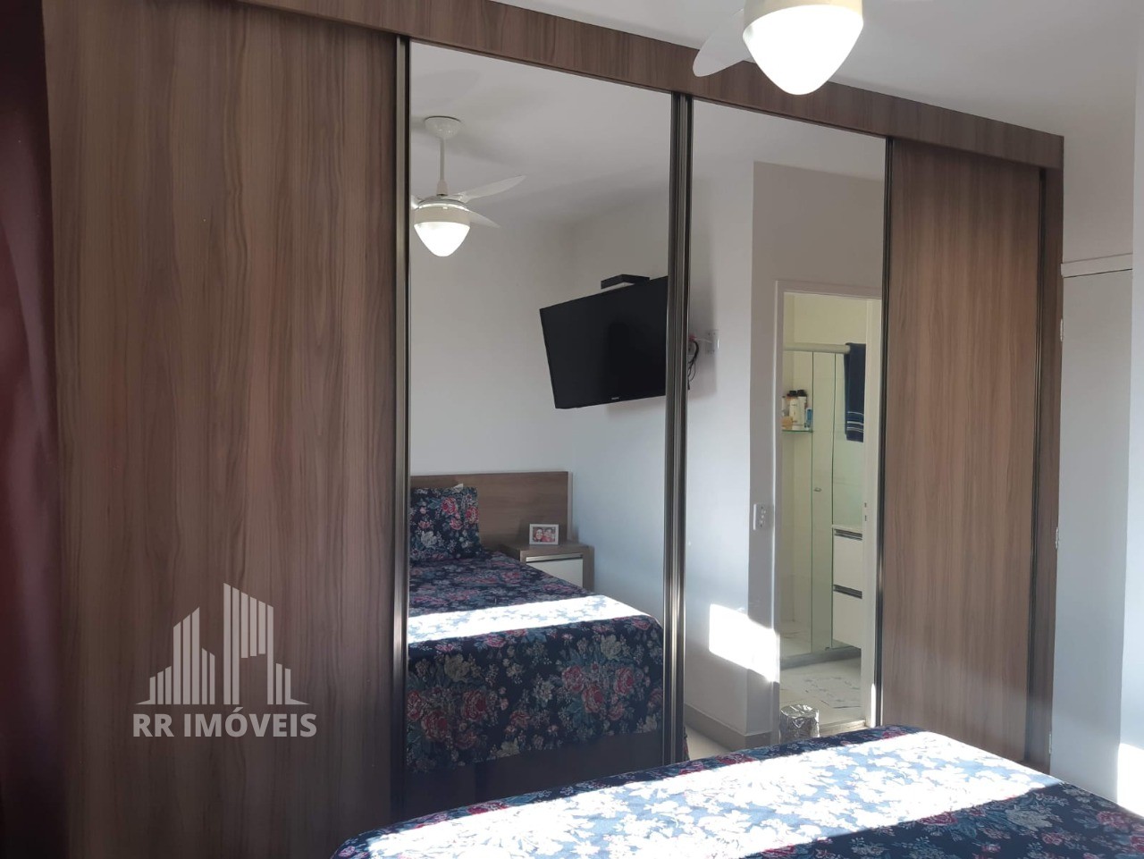 Apartamento à venda com 3 quartos, 80m² - Foto 11