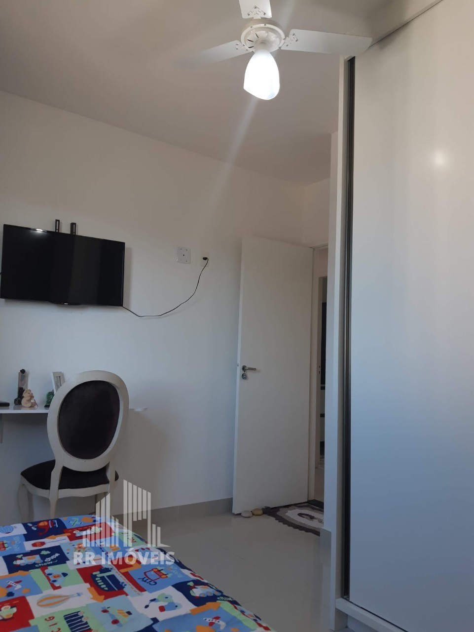 Apartamento à venda com 3 quartos, 80m² - Foto 15