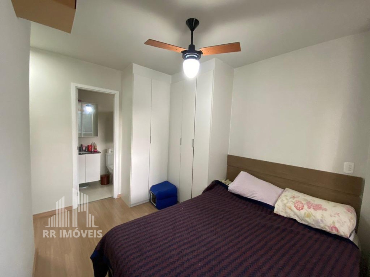 Apartamento à venda com 2 quartos, 62m² - Foto 8