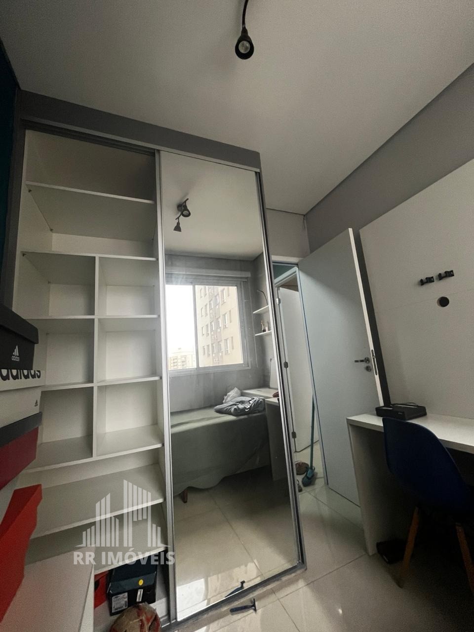 Apartamento à venda com 2 quartos, 44m² - Foto 19