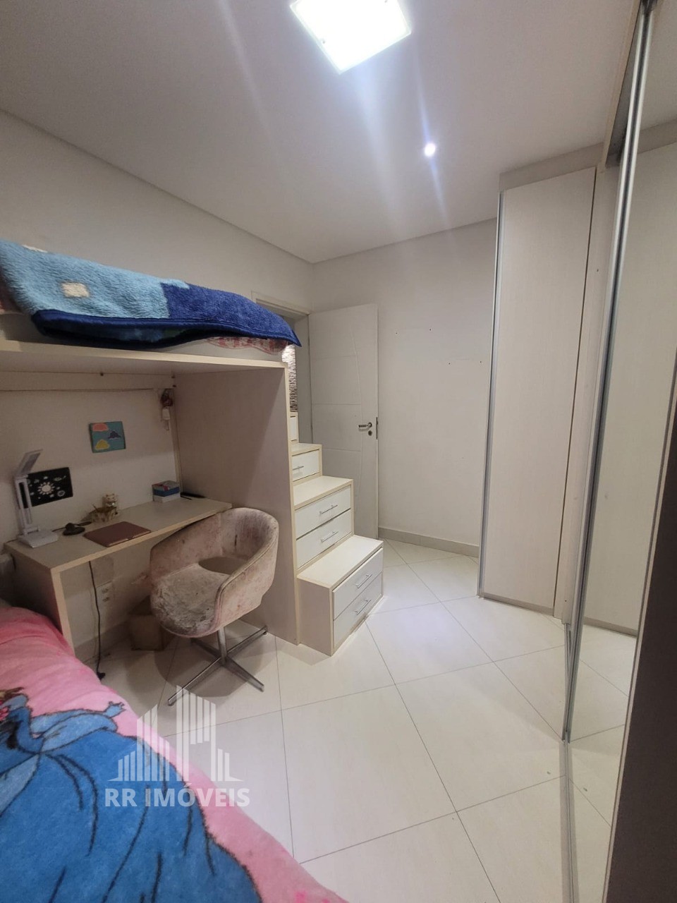 Apartamento à venda com 3 quartos, 196m² - Foto 20