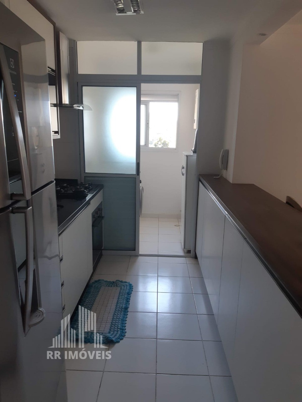 Apartamento à venda com 3 quartos, 80m² - Foto 2