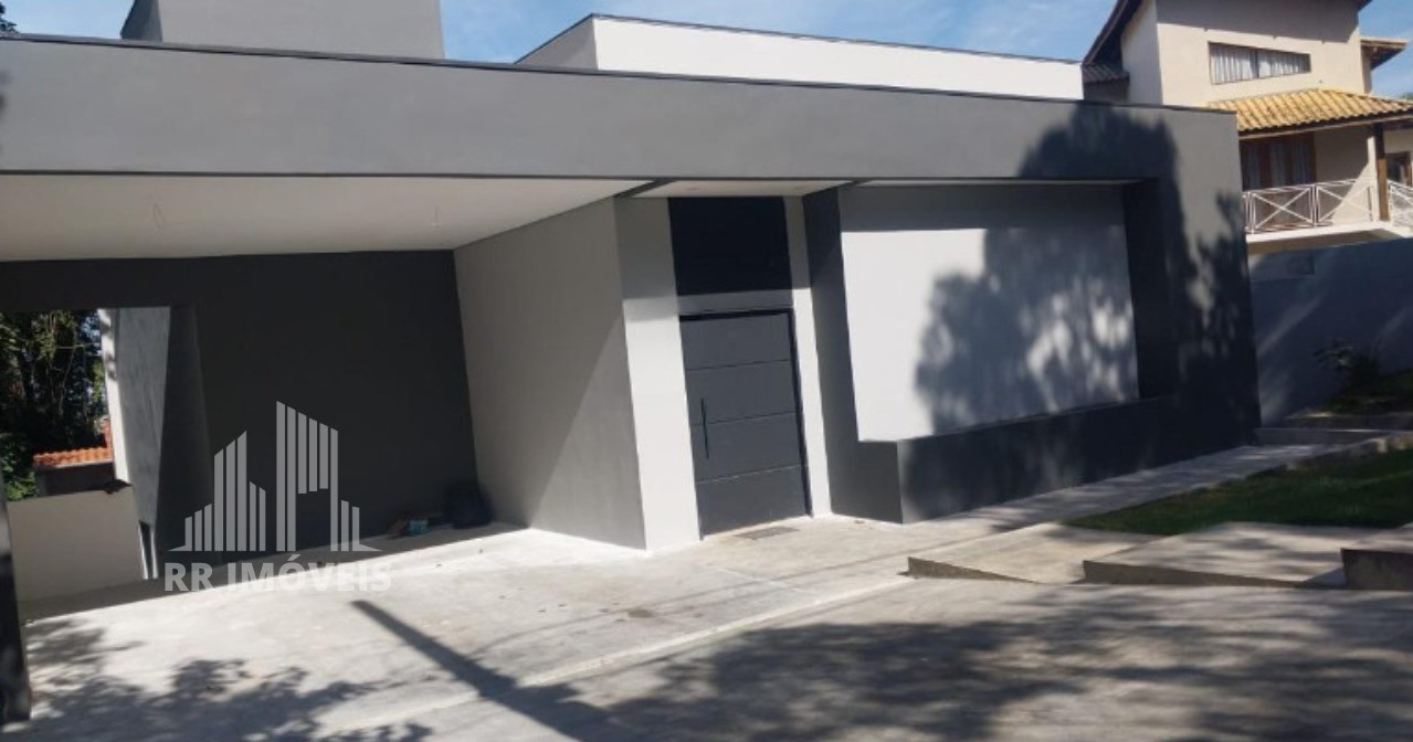 Casa à venda com 4 quartos, 290m² - Foto 2