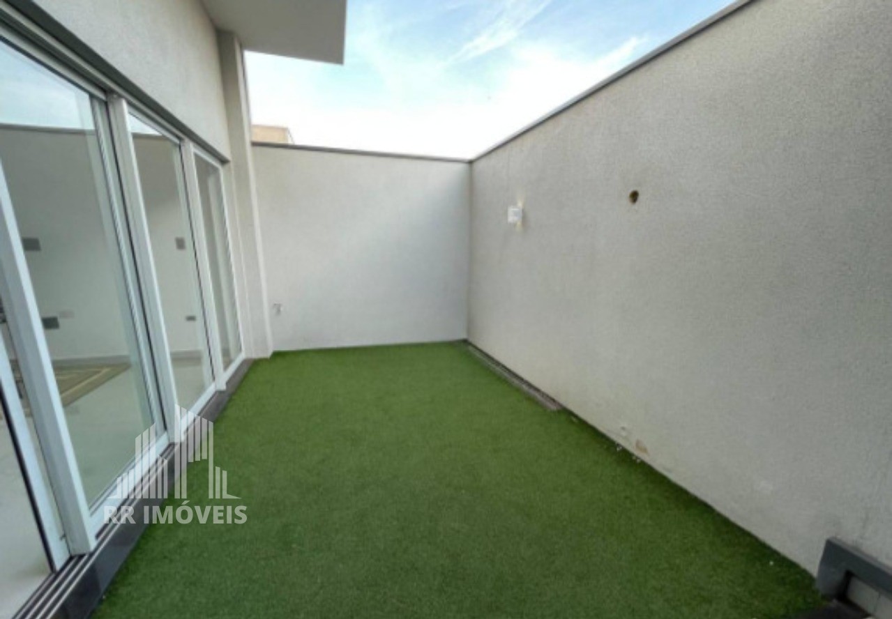 Casa à venda com 2 quartos, 148m² - Foto 3