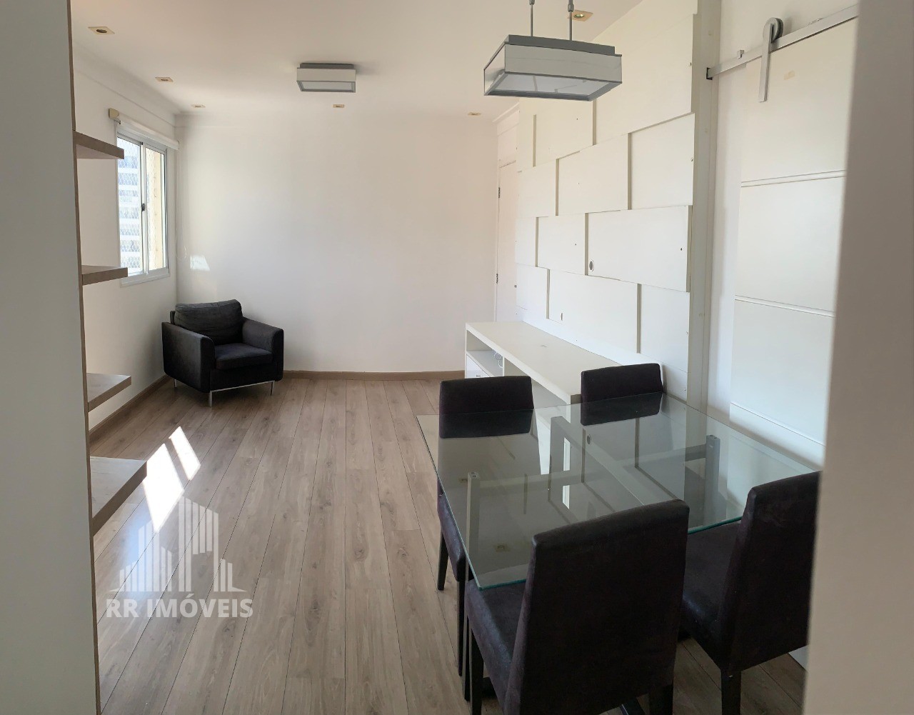 Apartamento à venda com 3 quartos, 72m² - Foto 2