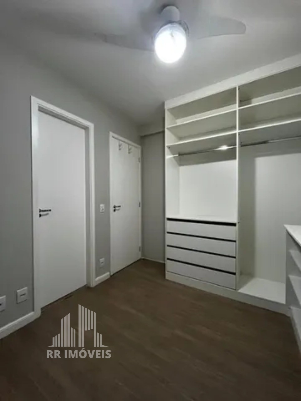 Apartamento à venda com 2 quartos, 82m² - Foto 6