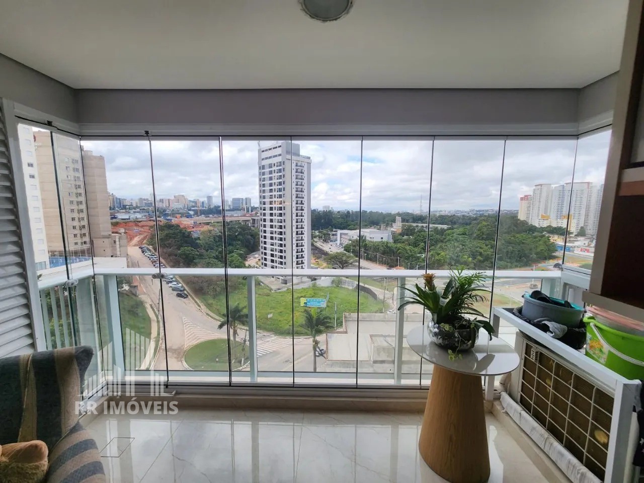 Apartamento à venda com 1 quarto, 74m² - Foto 12