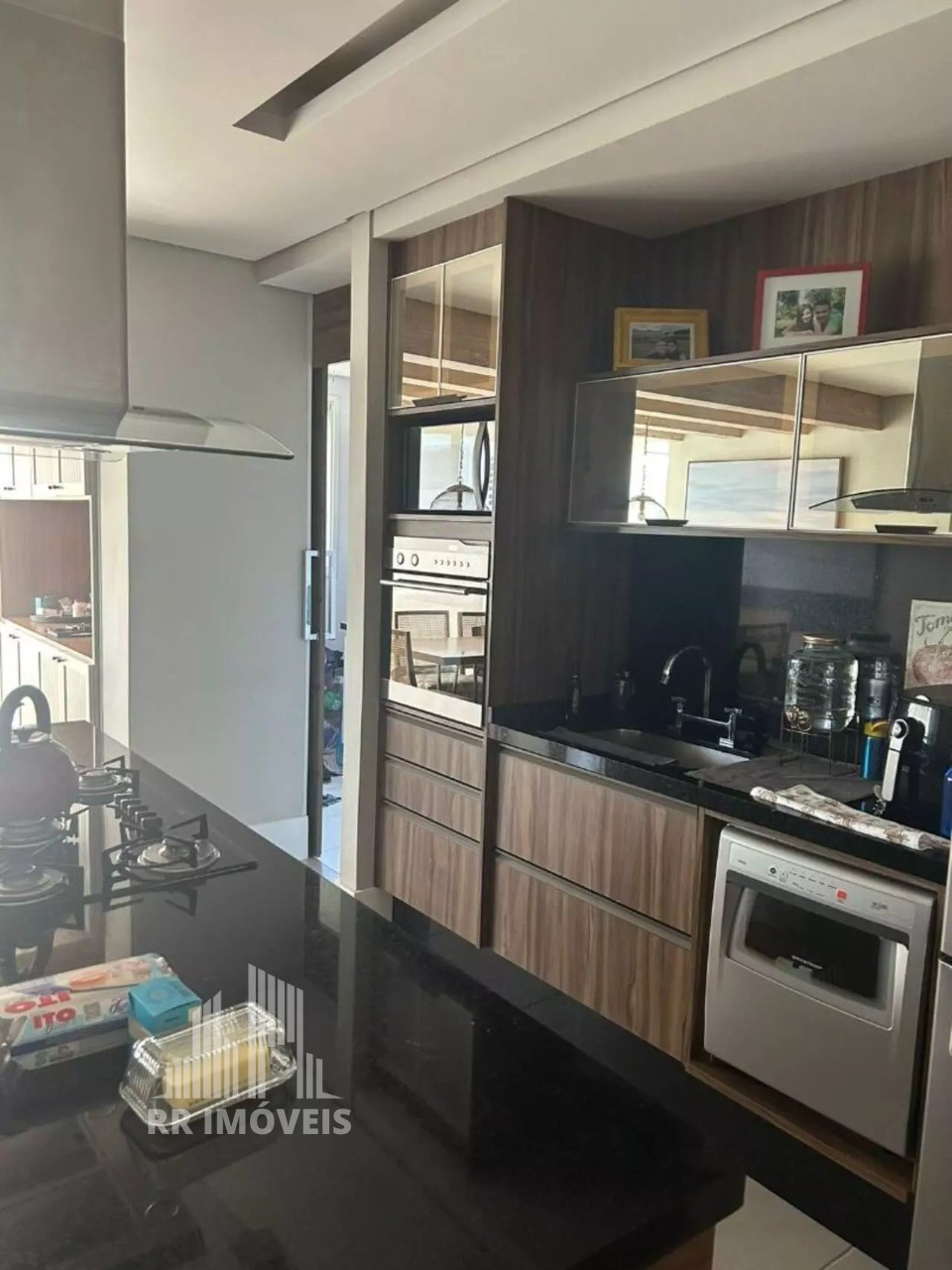 Apartamento à venda com 2 quartos, 94m² - Foto 1