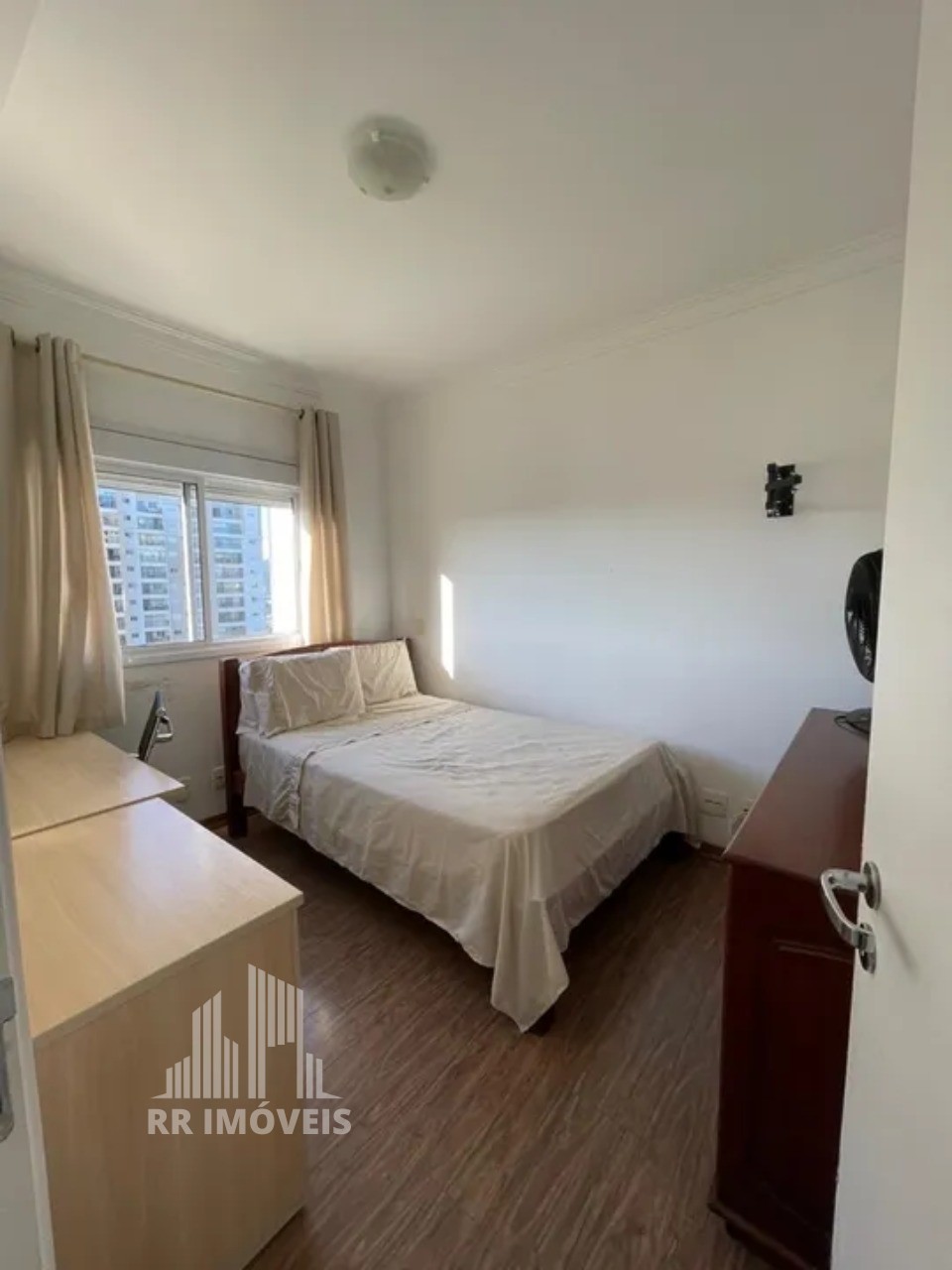 Apartamento para alugar com 3 quartos, 110m² - Foto 5