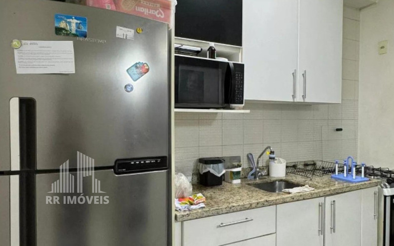 Apartamento à venda com 3 quartos, 77m² - Foto 3