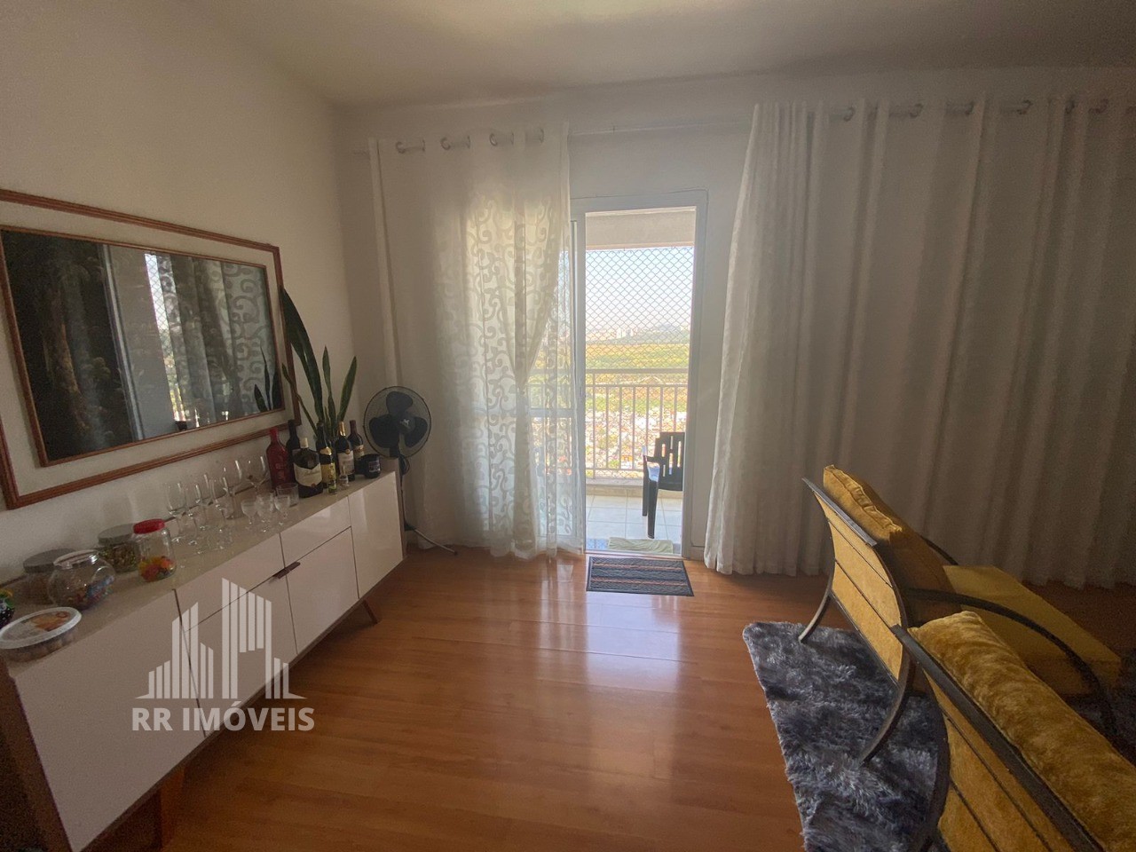 Apartamento à venda com 3 quartos, 69m² - Foto 4