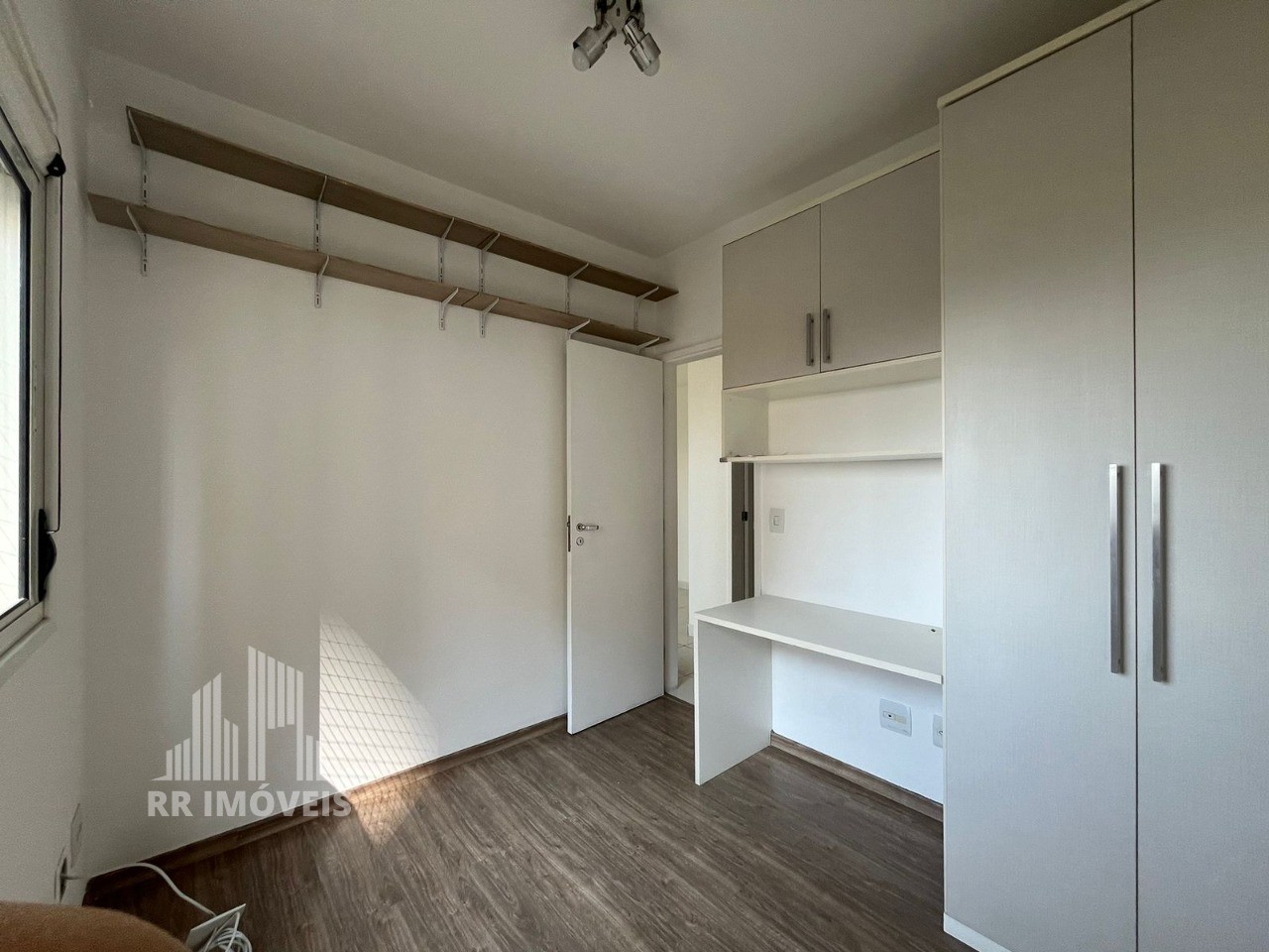 Apartamento à venda com 2 quartos, 76m² - Foto 7