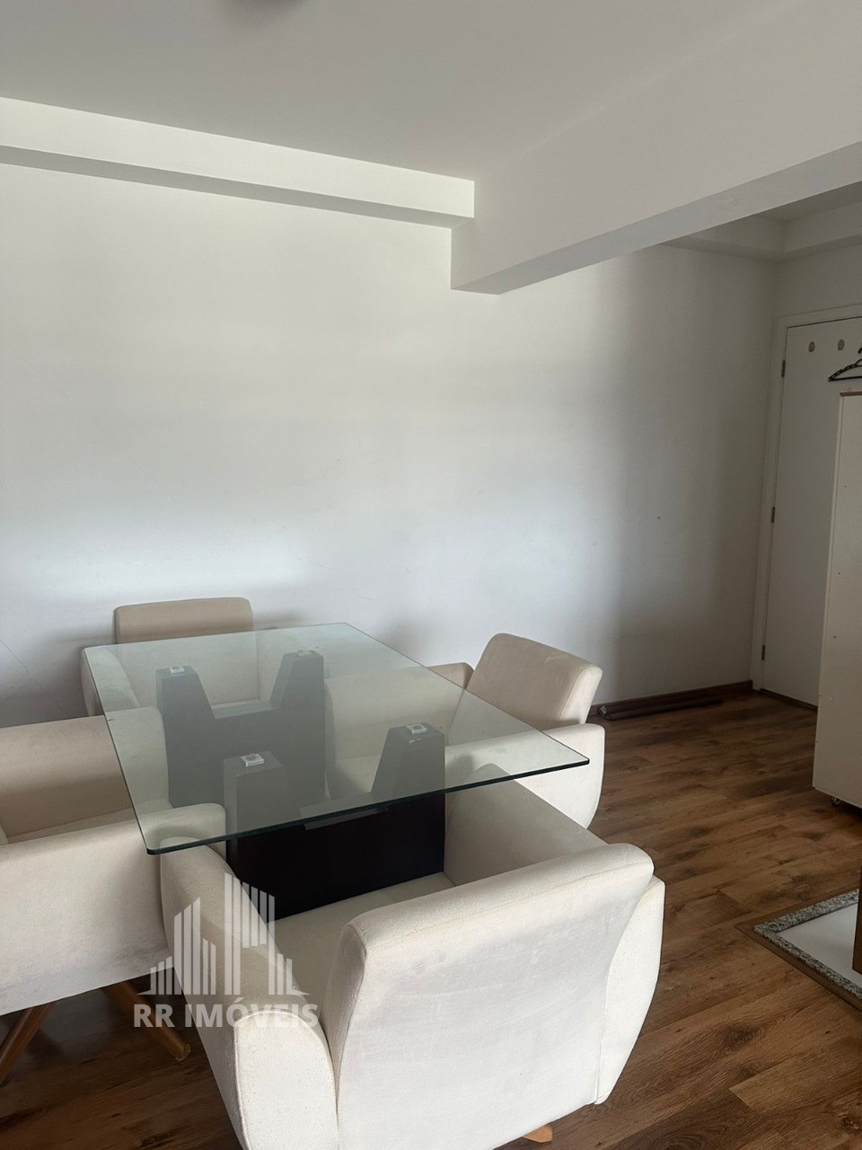 Apartamento à venda com 3 quartos, 74m² - Foto 8