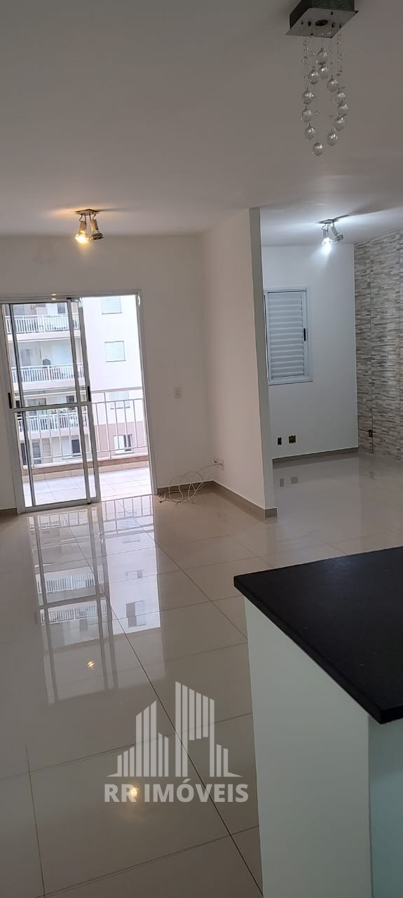 Apartamento à venda com 3 quartos, 80m² - Foto 1