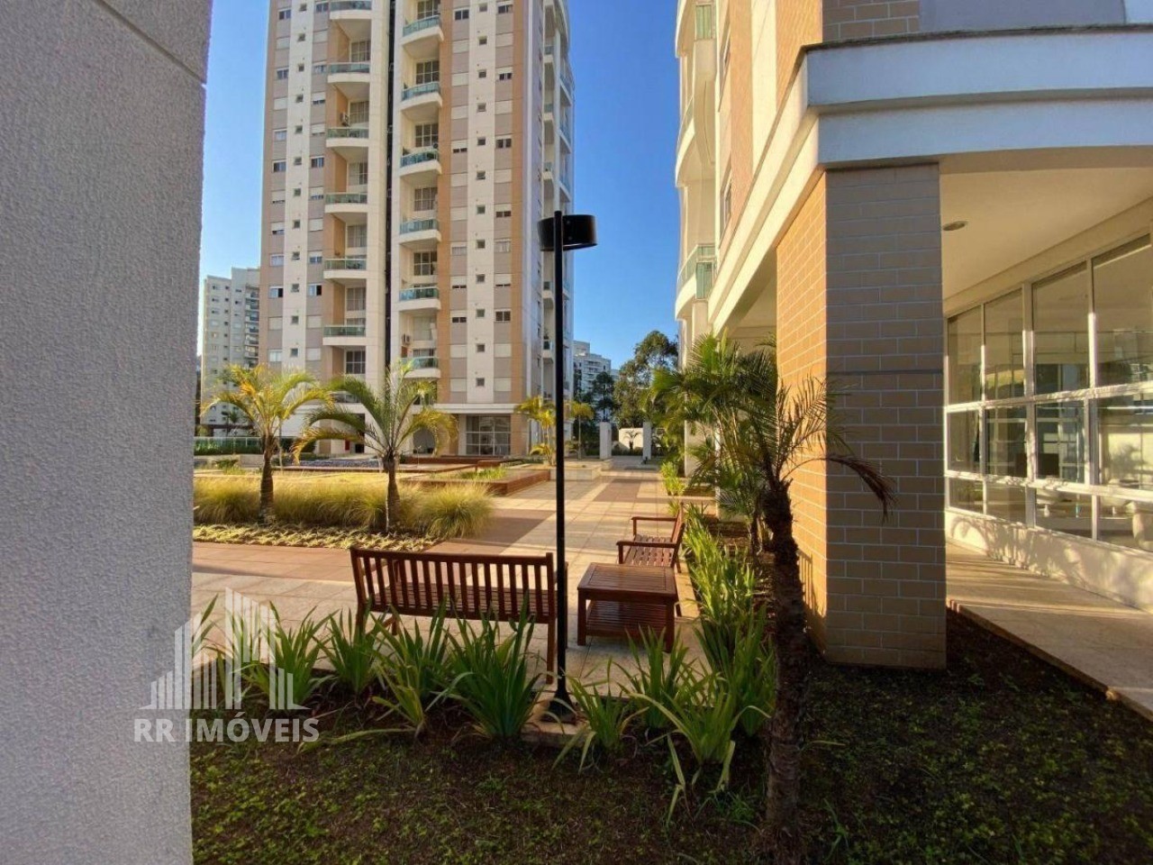 Apartamento à venda com 3 quartos, 107m² - Foto 29