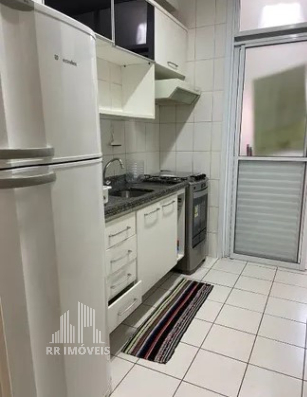 Apartamento à venda com 2 quartos, 57m² - Foto 4