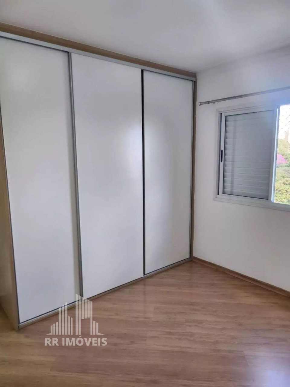 Apartamento à venda com 2 quartos, 72m² - Foto 7