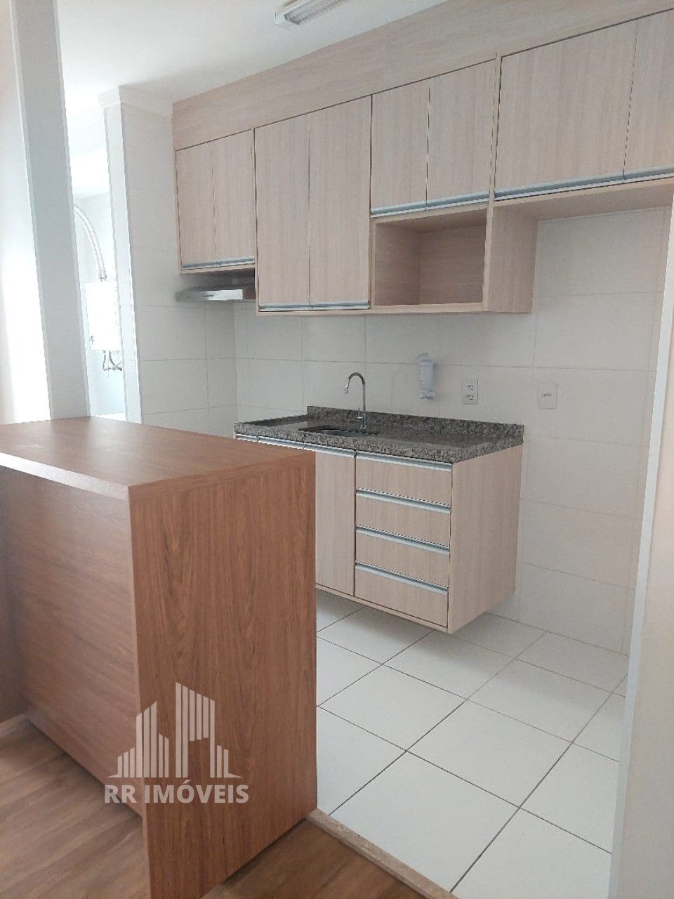 Apartamento à venda com 2 quartos, 68m² - Foto 6