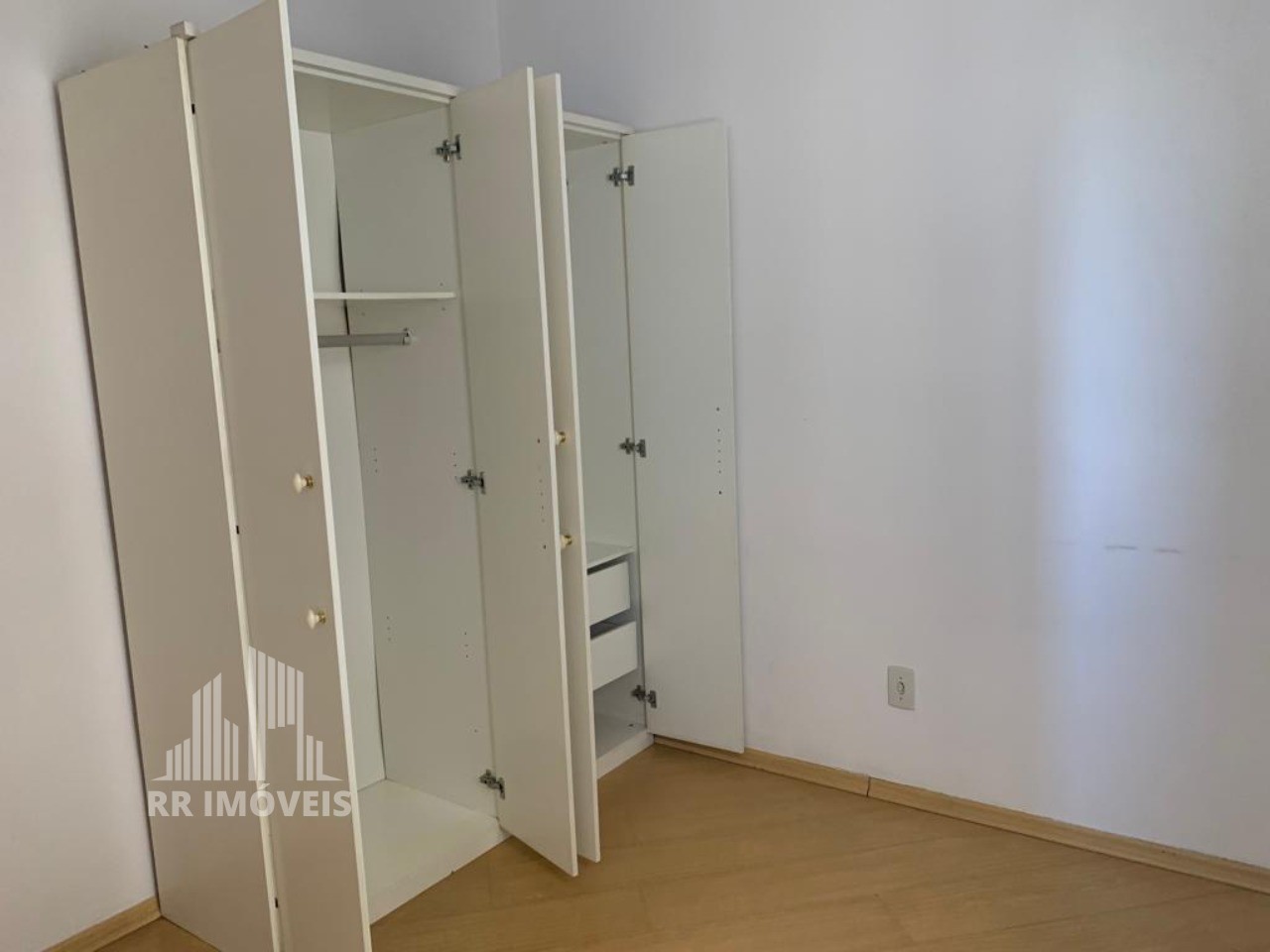 Apartamento à venda com 3 quartos, 78m² - Foto 18