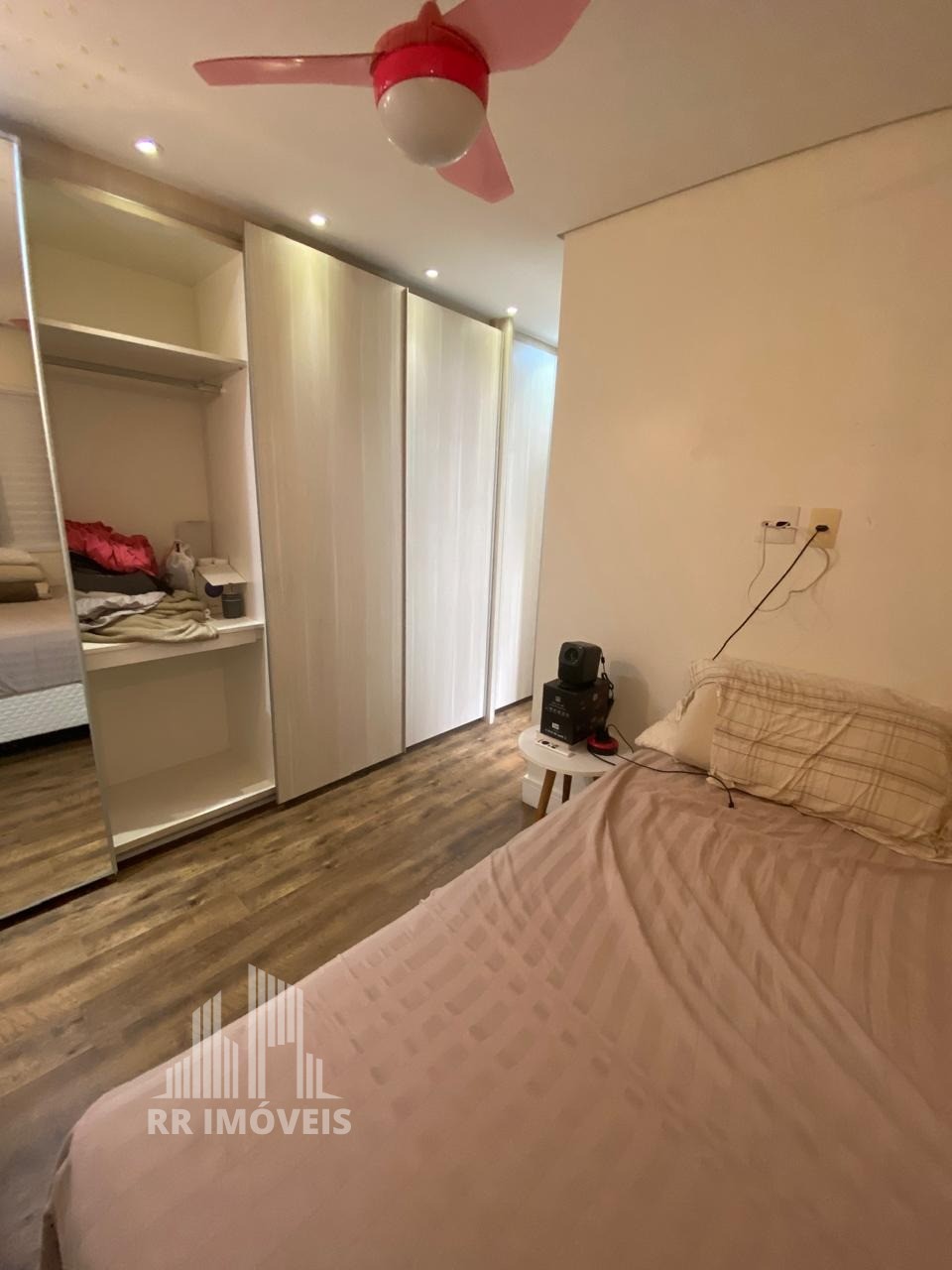 Apartamento à venda com 2 quartos, 85m² - Foto 9