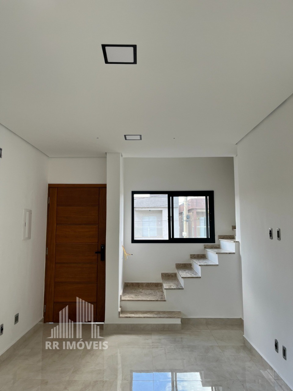 Casa à venda com 3 quartos, 126m² - Foto 3