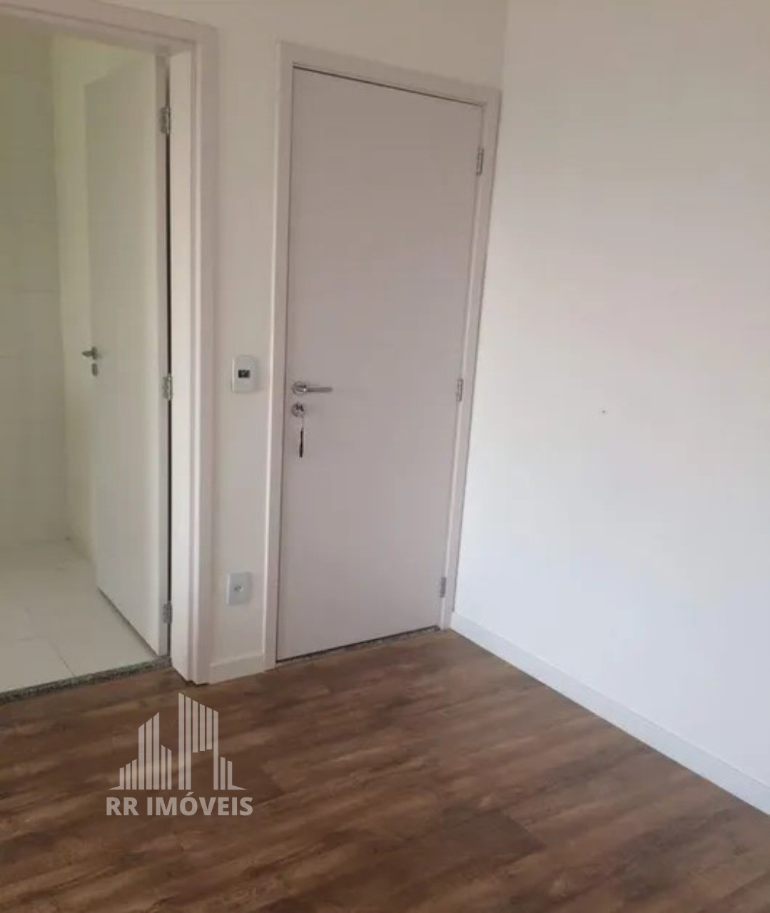 Apartamento à venda com 2 quartos, 68m² - Foto 9