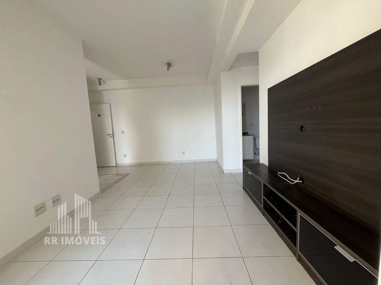 Apartamento à venda com 2 quartos, 76m² - Foto 3