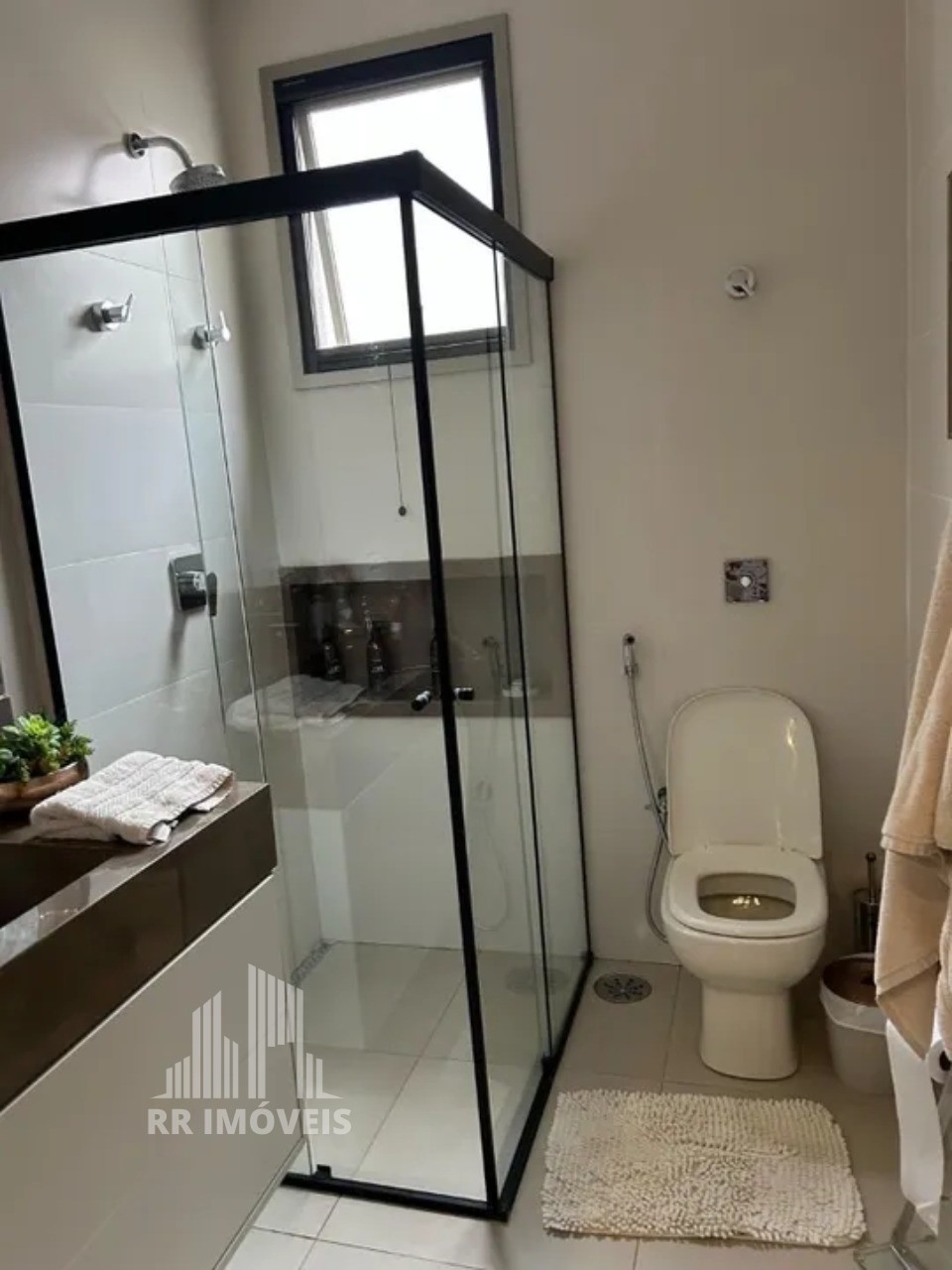 Casa para alugar com 4 quartos, 390m² - Foto 16