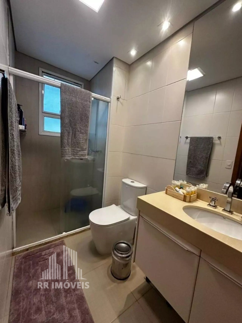 Apartamento à venda com 3 quartos, 123m² - Foto 11