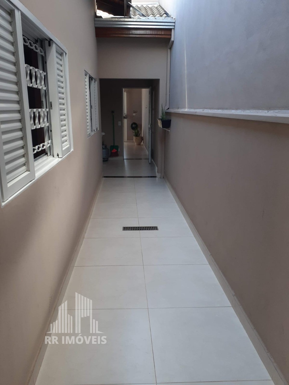 Casa à venda com 3 quartos, 156m² - Foto 14