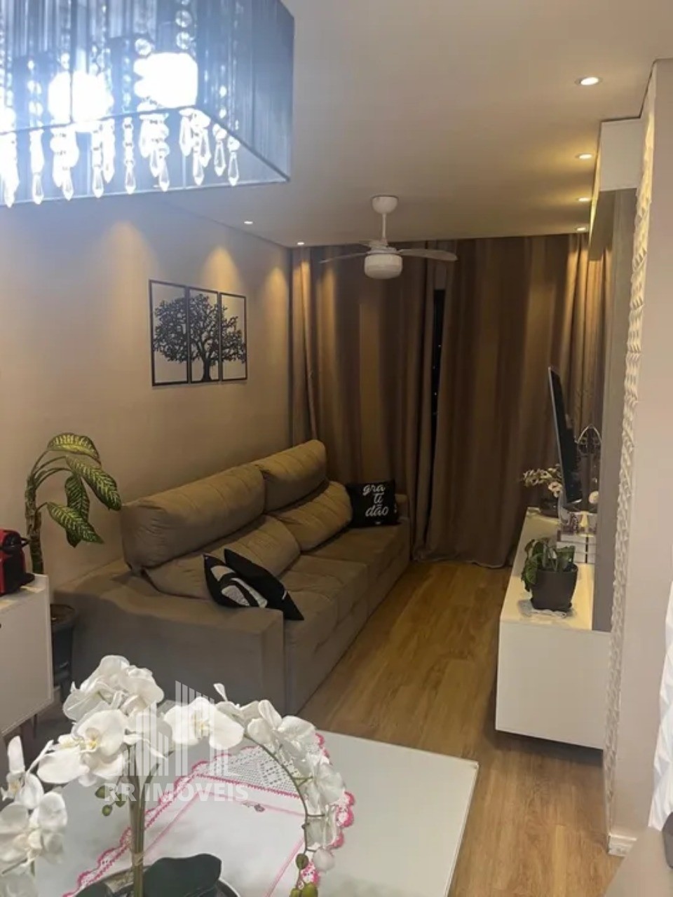 Apartamento à venda com 2 quartos, 59m² - Foto 2