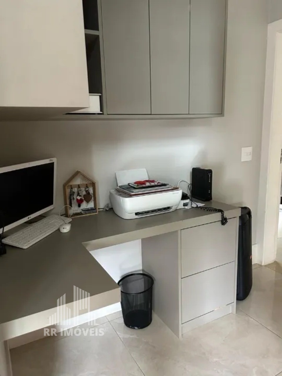 Casa para alugar com 4 quartos, 390m² - Foto 17