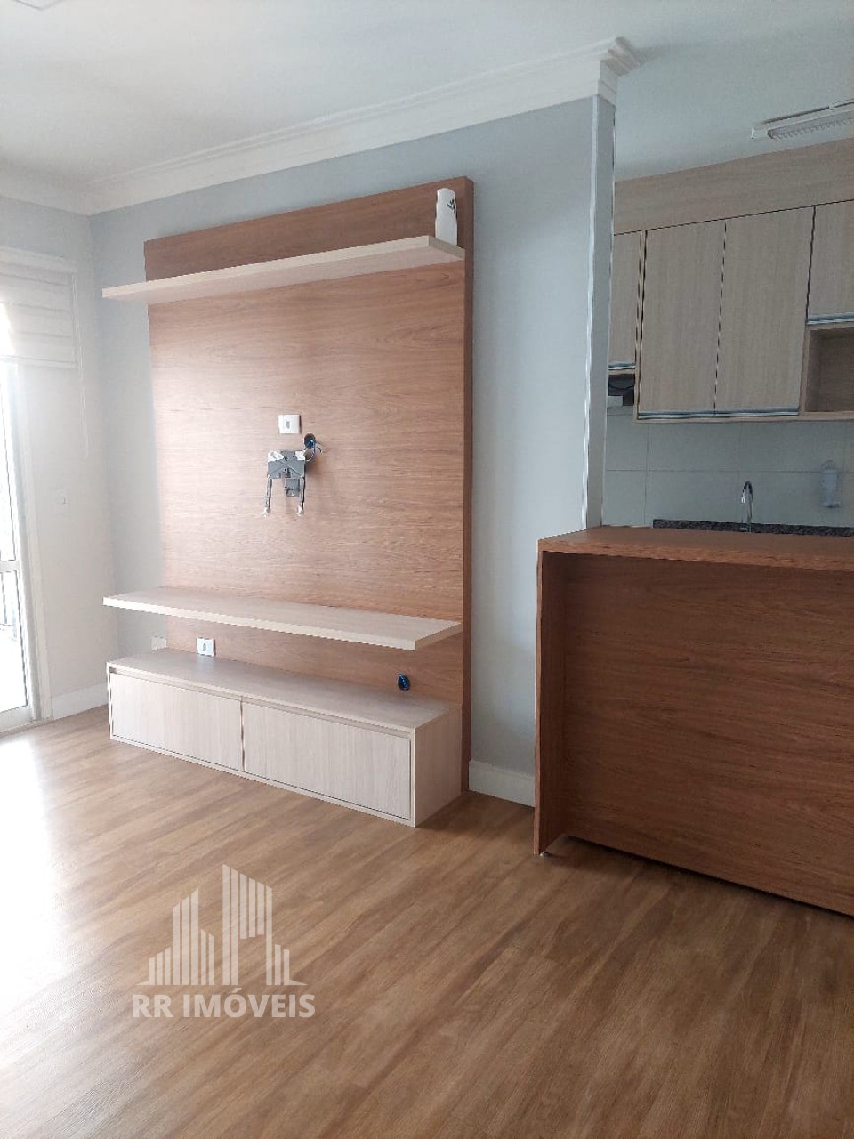 Apartamento à venda com 2 quartos, 68m² - Foto 2