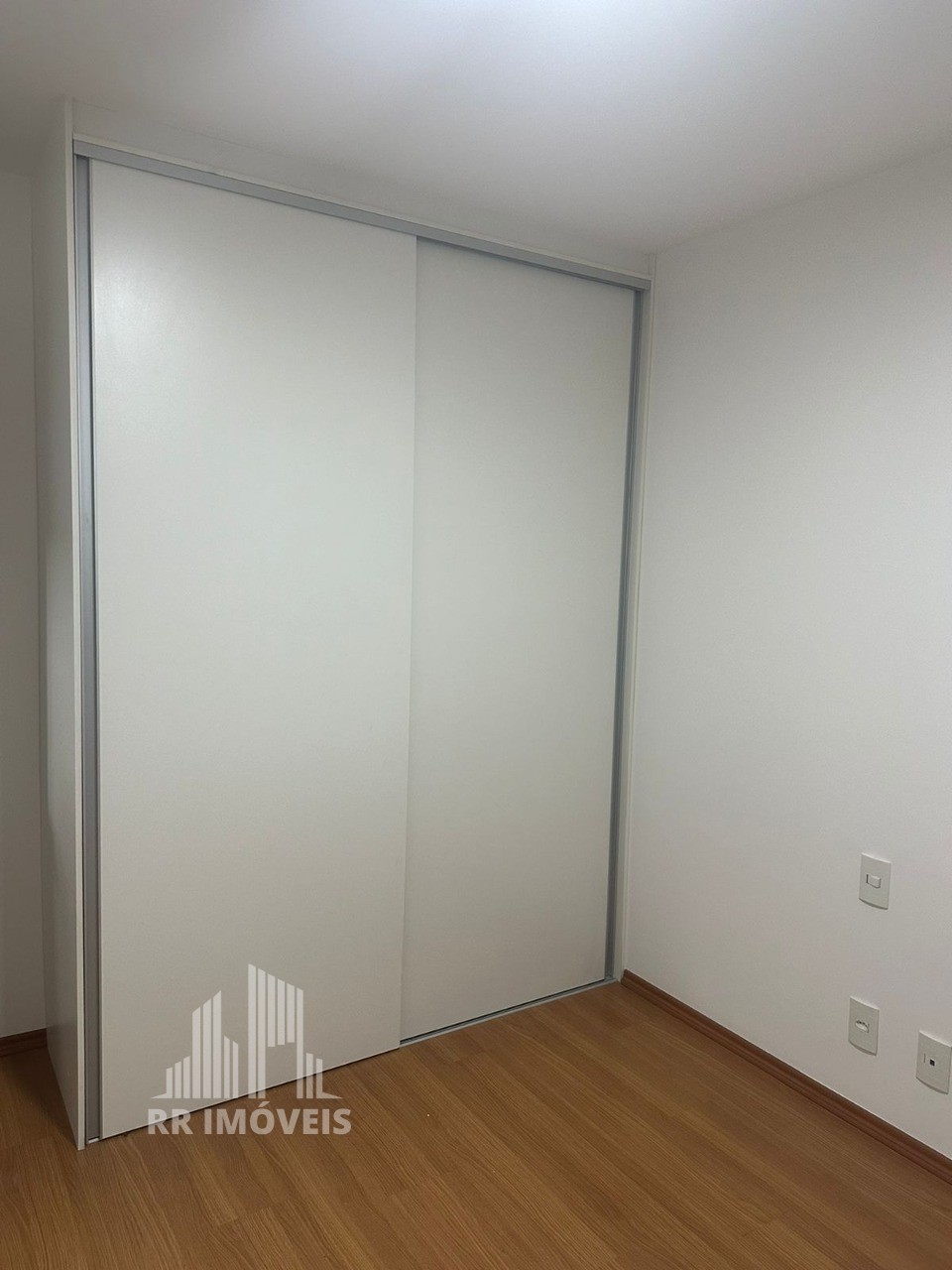 Apartamento à venda com 3 quartos, 76m² - Foto 14