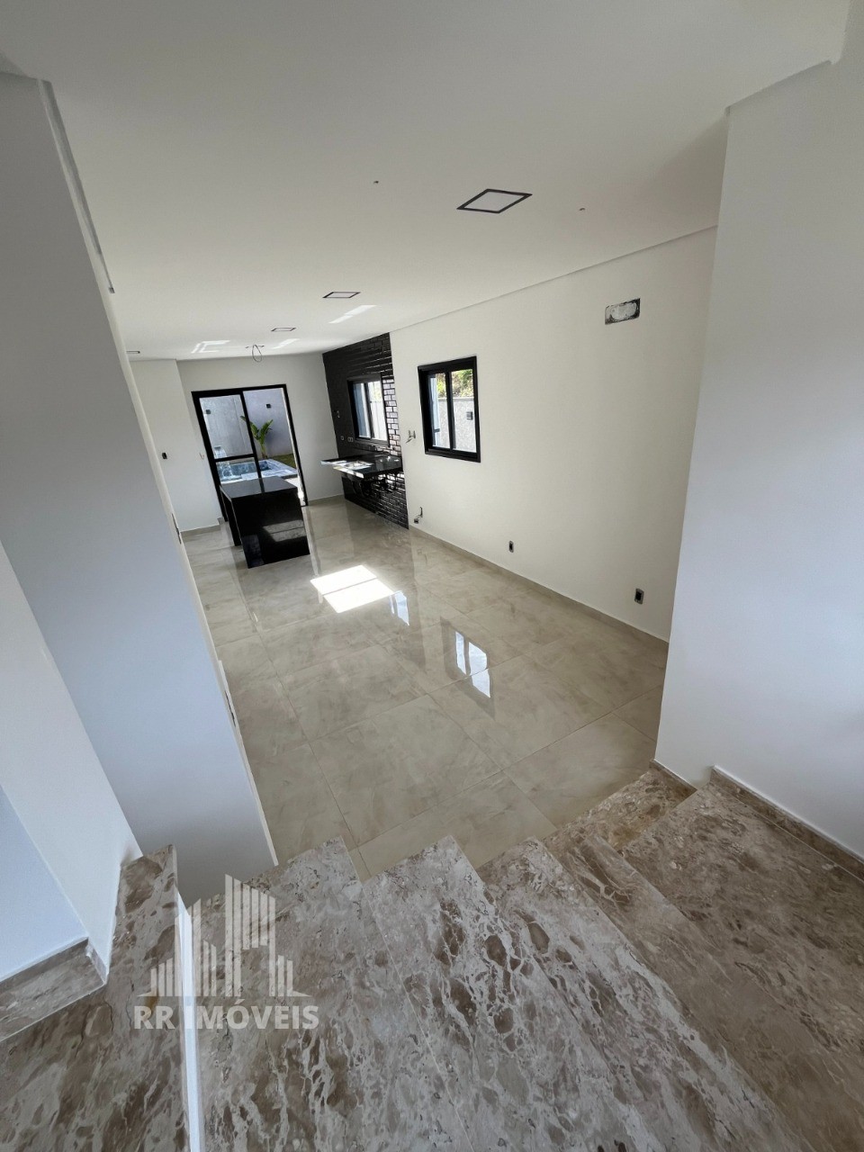 Casa à venda com 3 quartos, 126m² - Foto 14