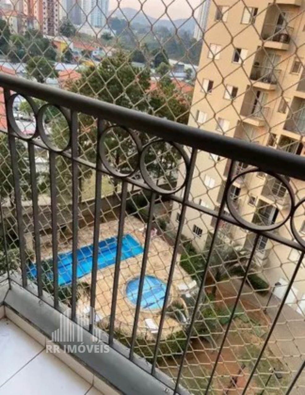 Apartamento à venda com 2 quartos, 57m² - Foto 2