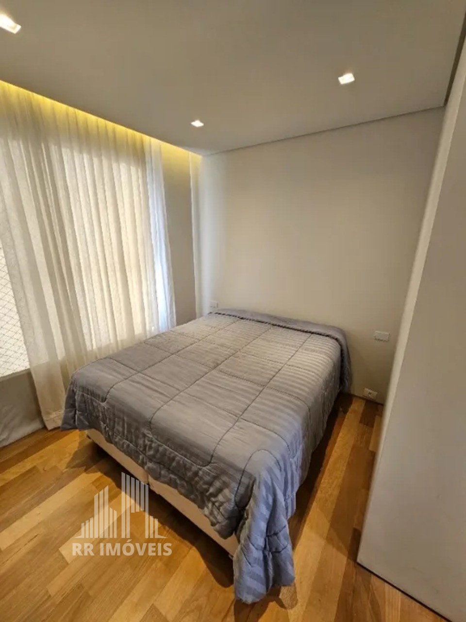 Casa à venda com 5 quartos, 380m² - Foto 11