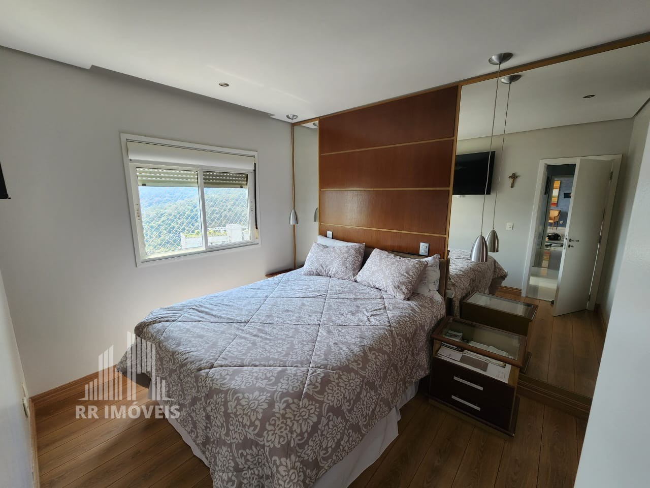 Apartamento à venda com 3 quartos, 133m² - Foto 17