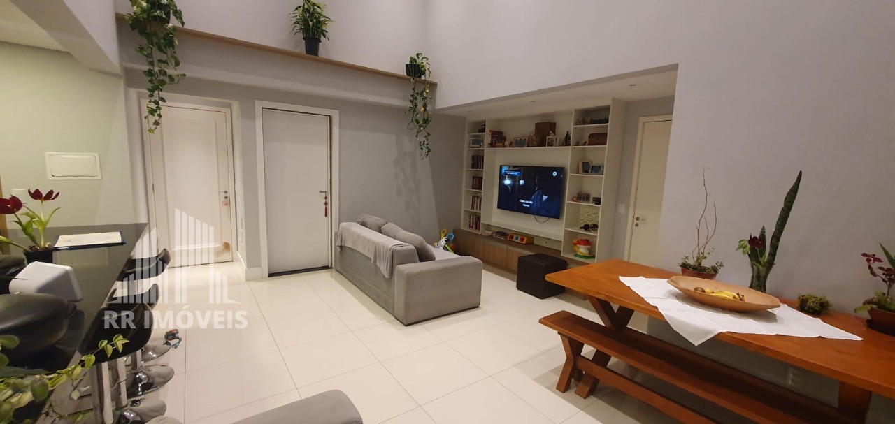 Apartamento à venda com 3 quartos, 107m² - Foto 1