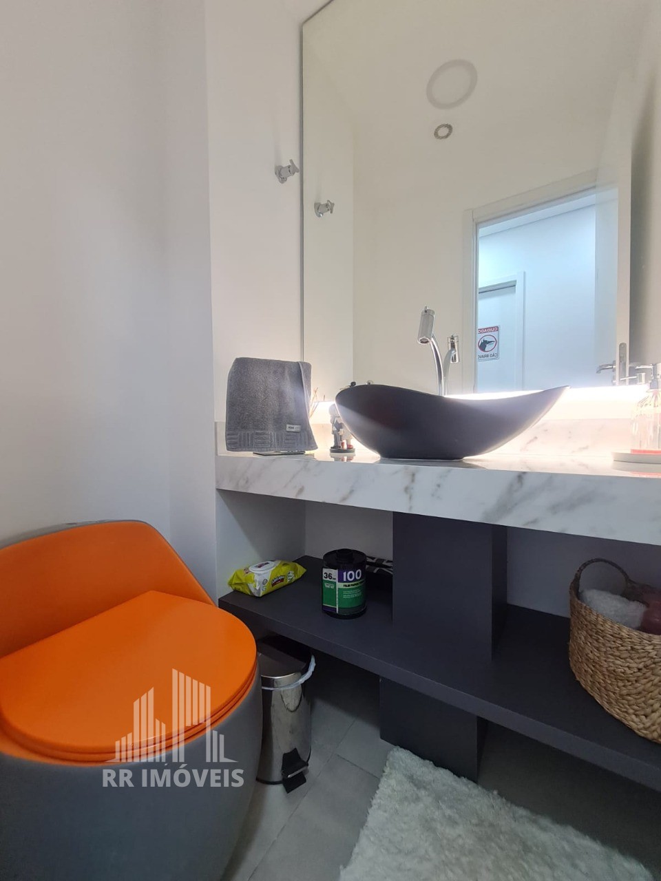 Apartamento à venda com 2 quartos, 107m² - Foto 18