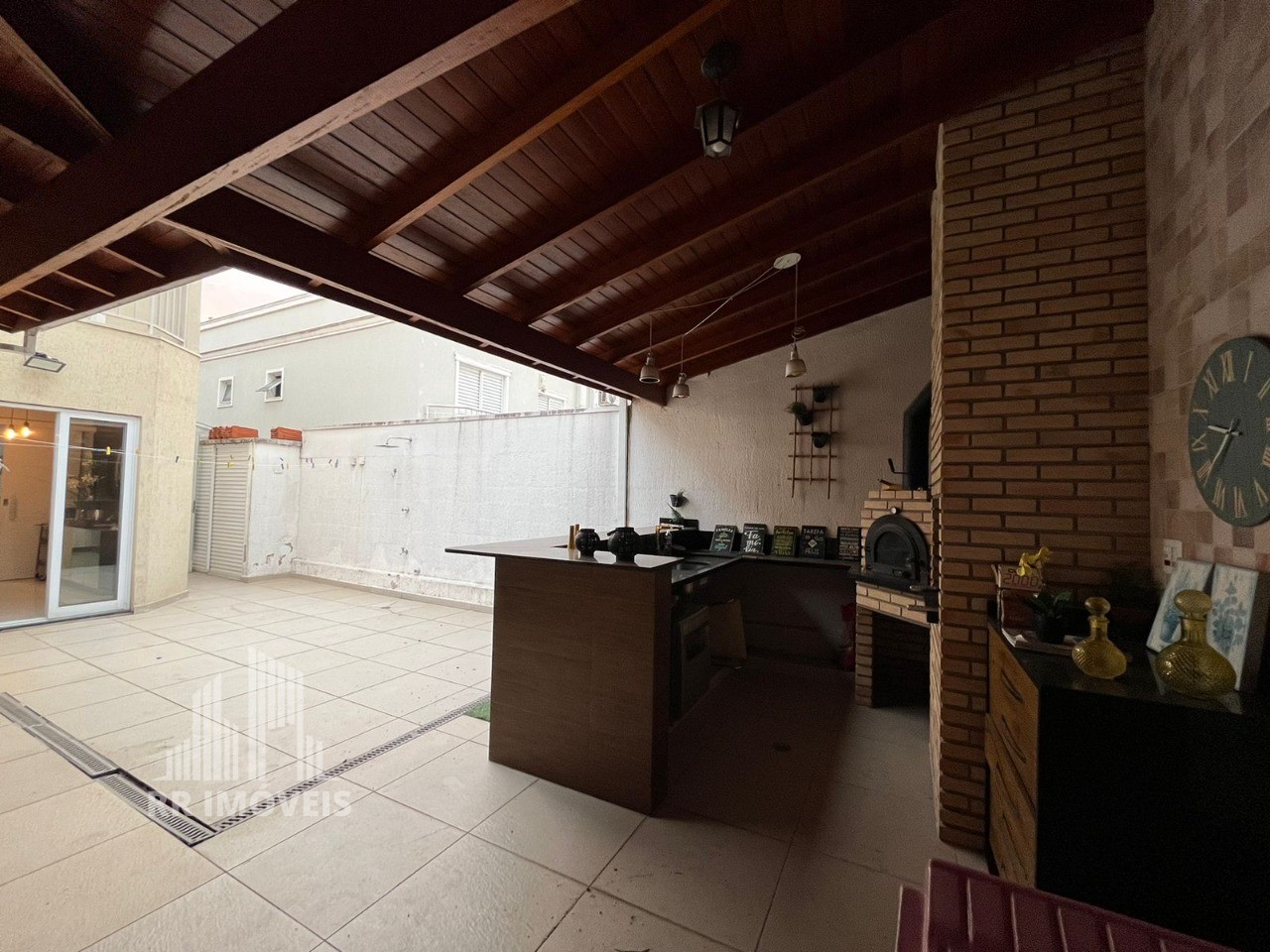 Casa à venda com 4 quartos, 168m² - Foto 11