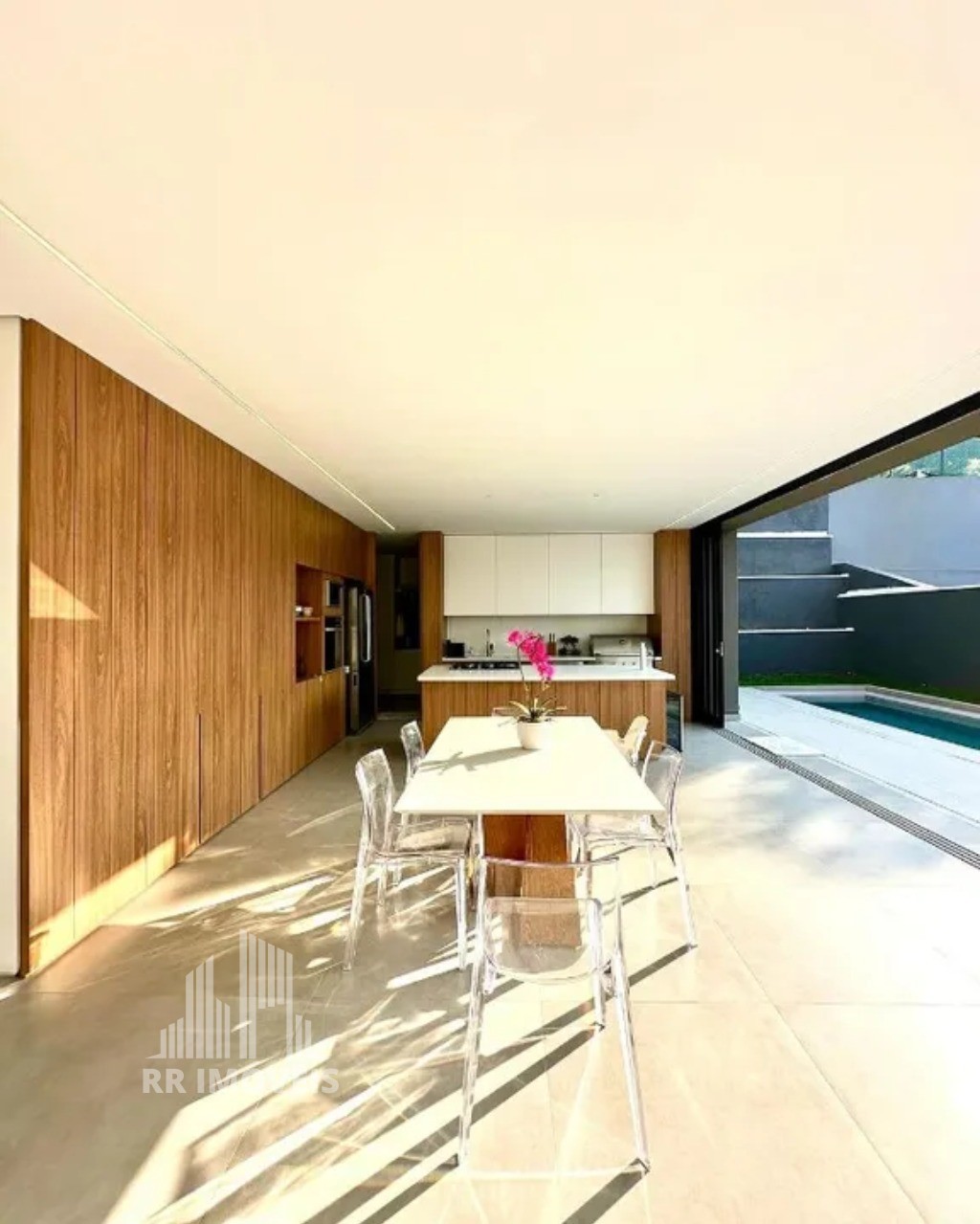 Casa à venda com 5 quartos, 380m² - Foto 3