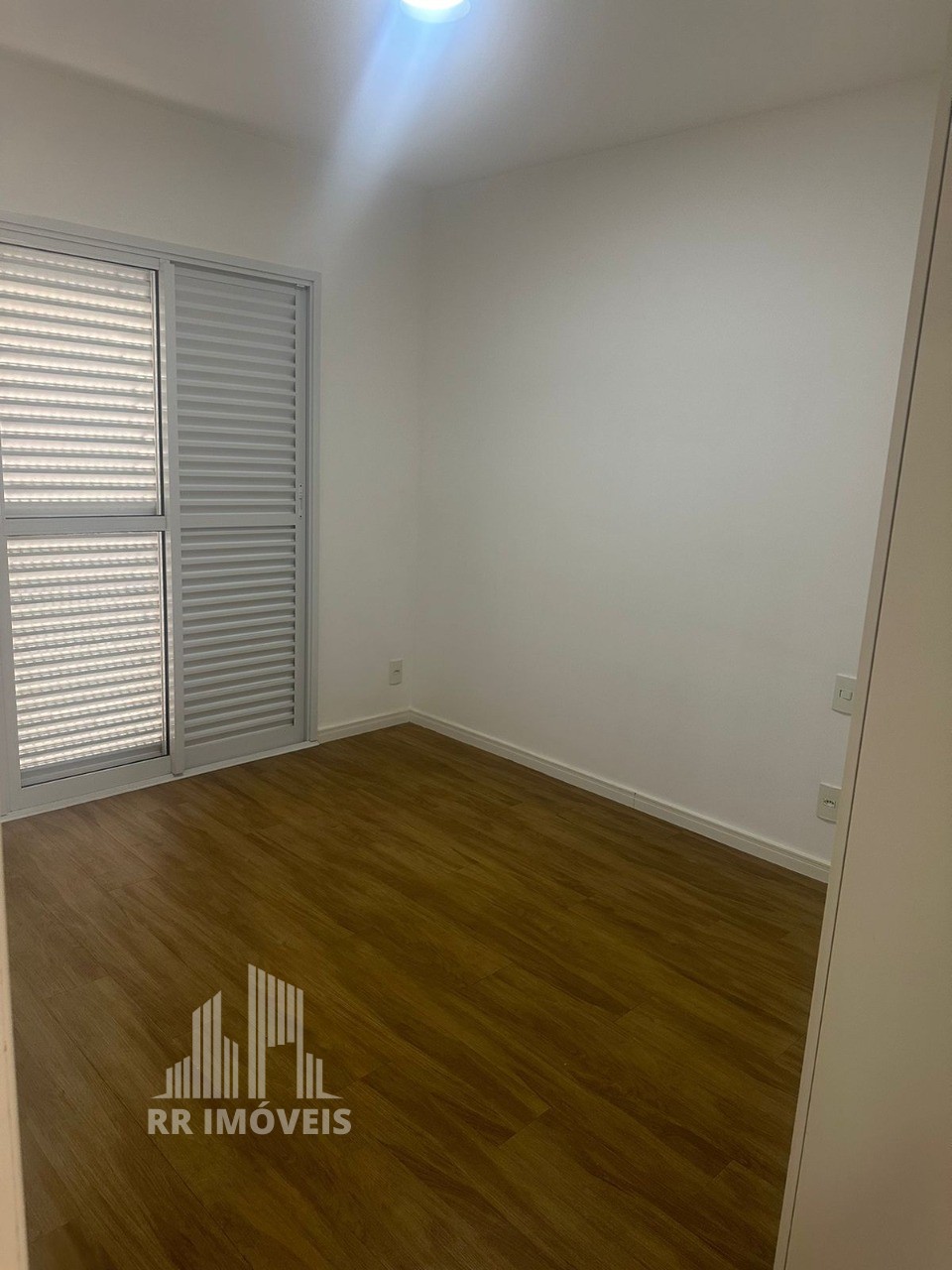 Apartamento à venda com 3 quartos, 76m² - Foto 12